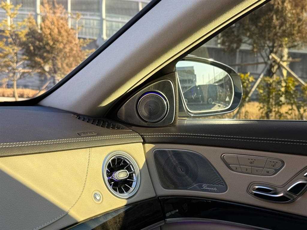 Mercedes Benz S Class - Vista 7