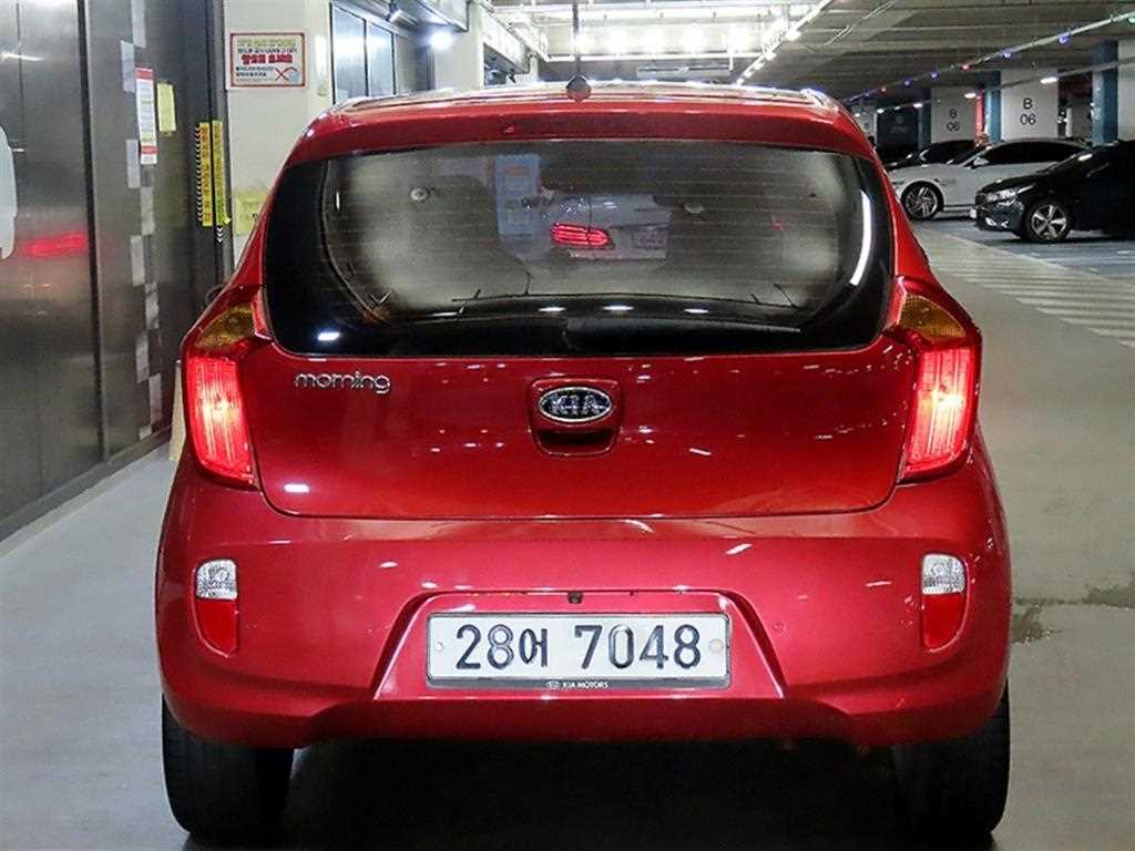 KIA Morning - Vista 5