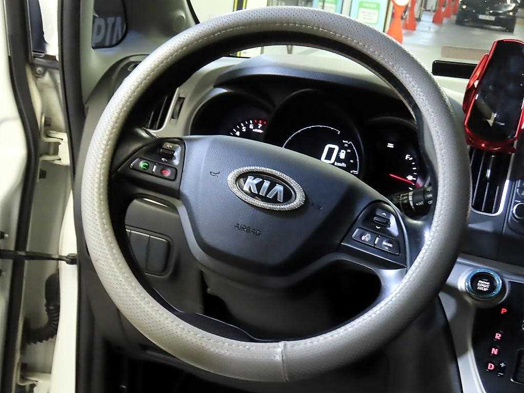 KIA Ray - Vista 8