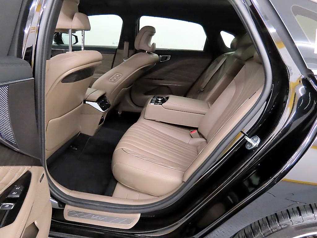 KIA K8 - Vista 6