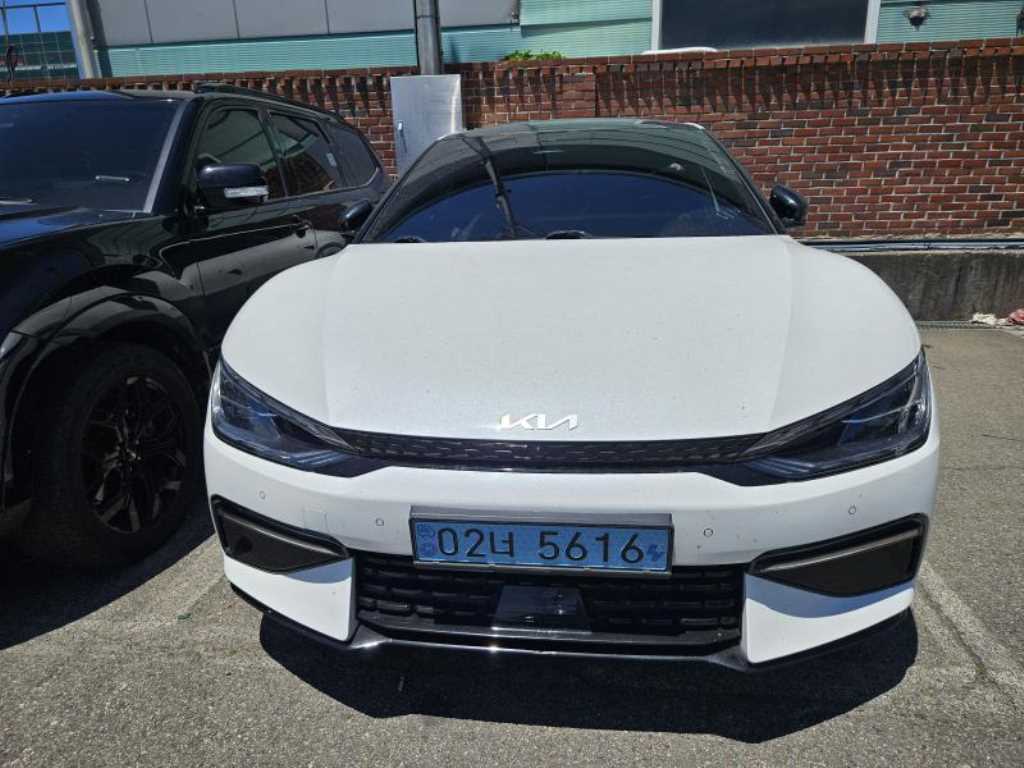 KIA EV6 - Vista 2