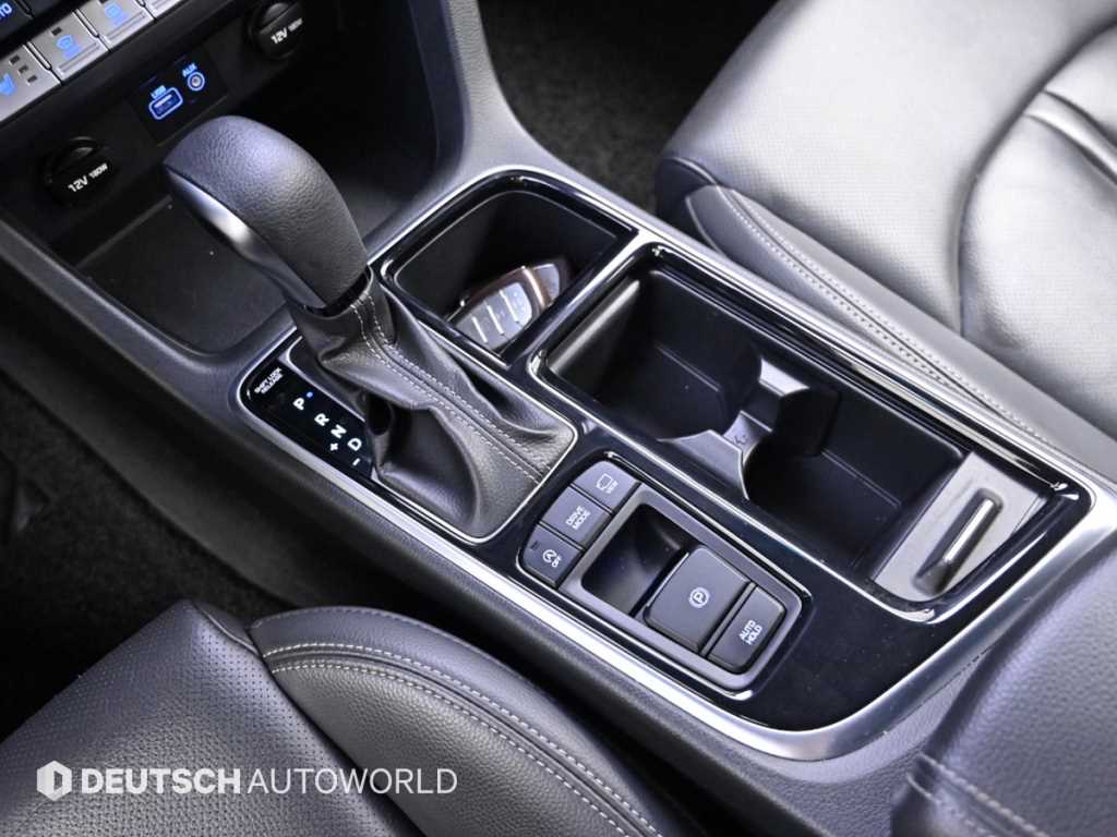 HYUNDAI Sonata - Vista 9