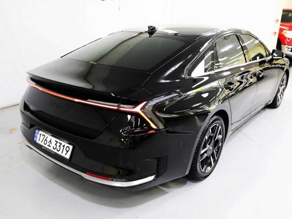 KIA K8 - Vista 5