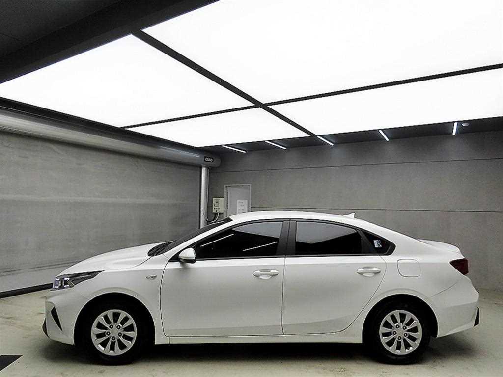 KIA K3 - Vista 4