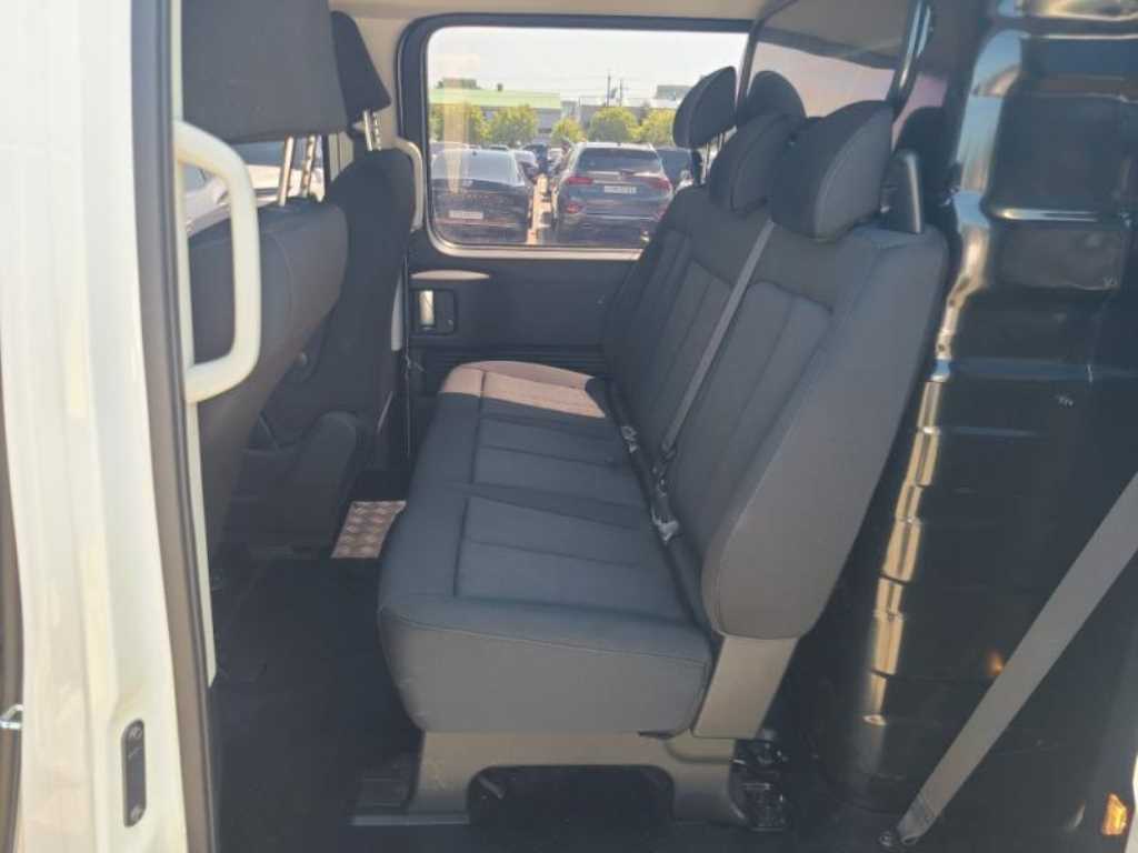 HYUNDAI Staria - Vista 6