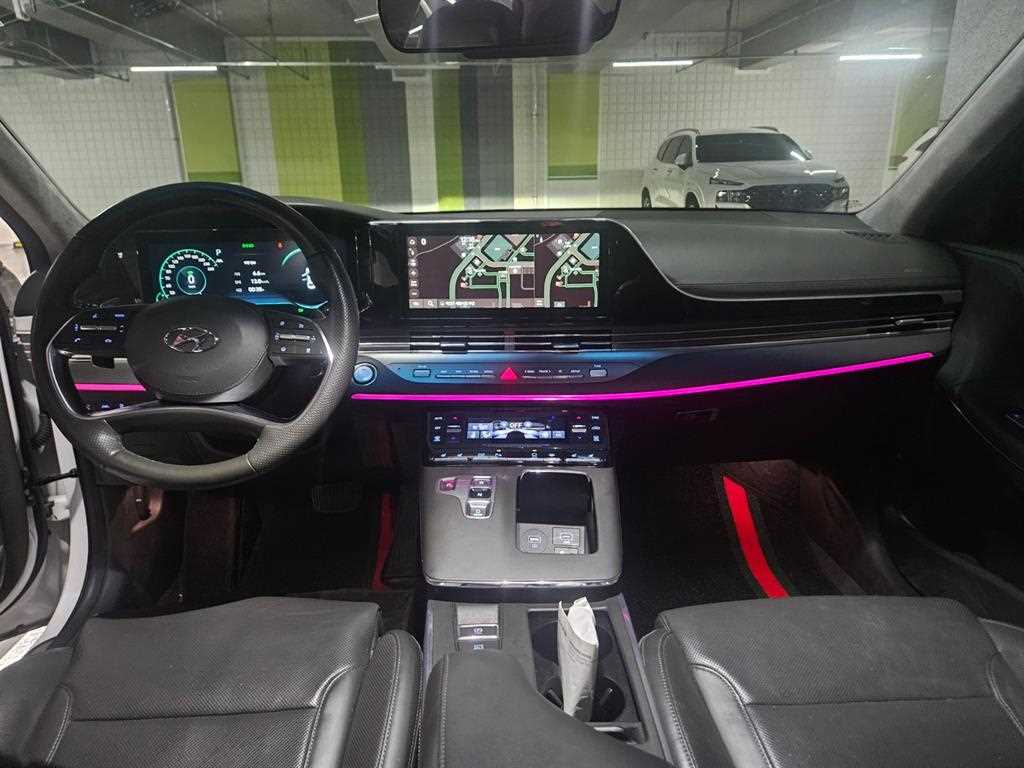 HYUNDAI Grandeur - Vista 5