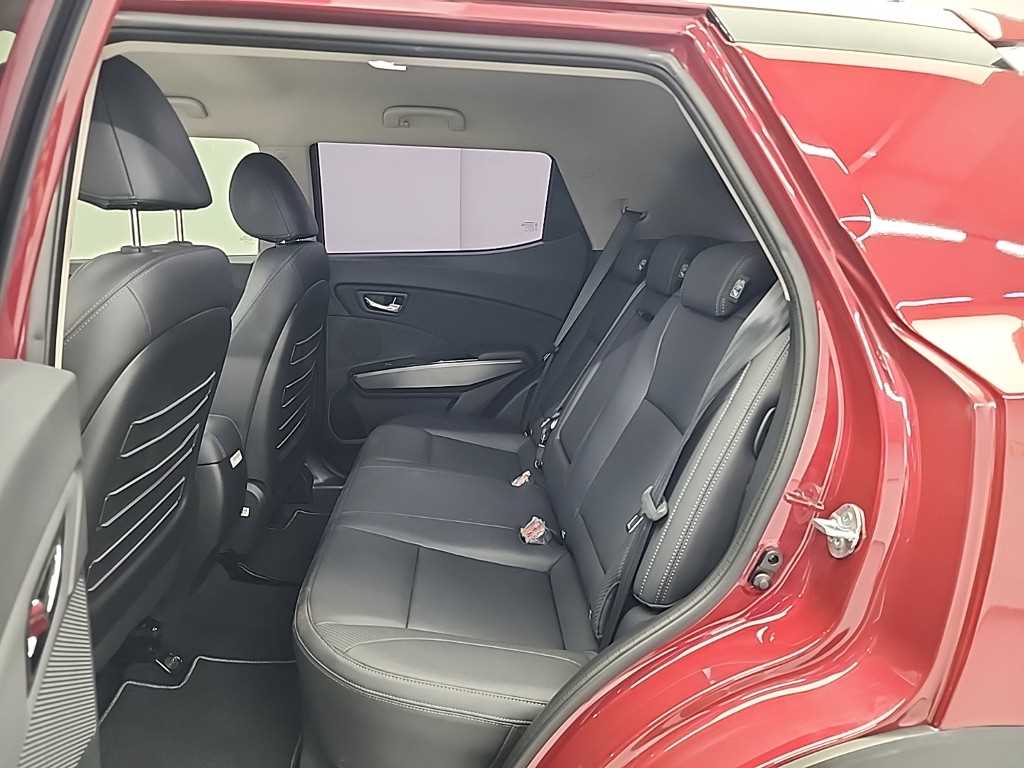 Ssangyong Tivoli - Vista 12