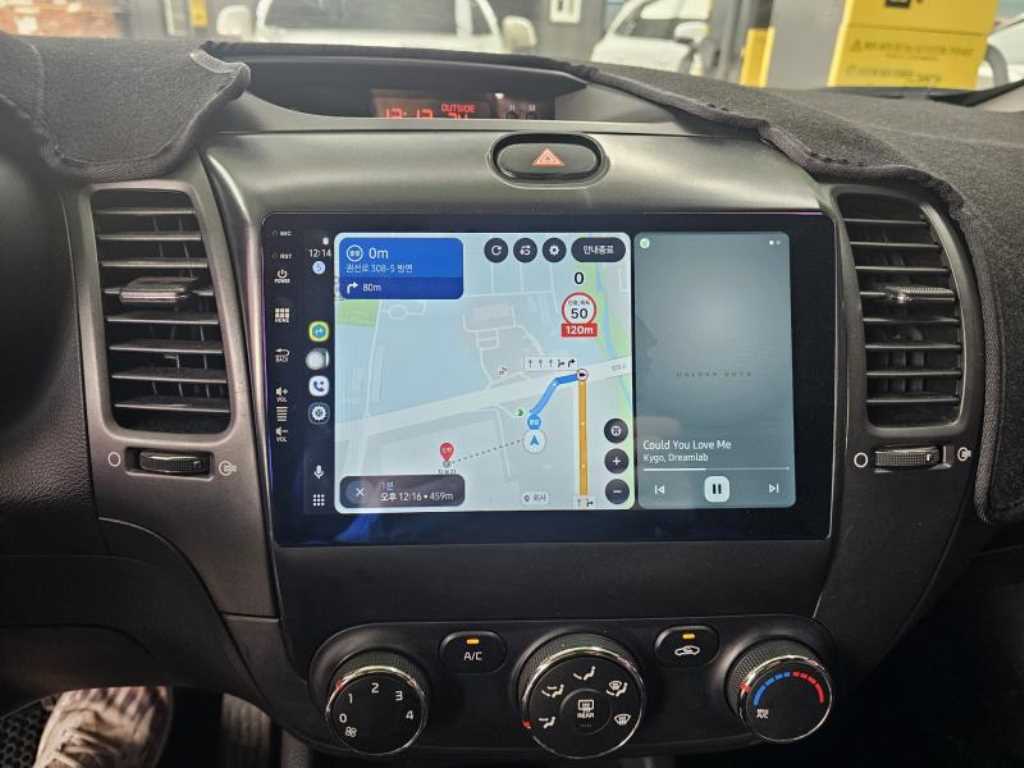 KIA K3 - Vista 10