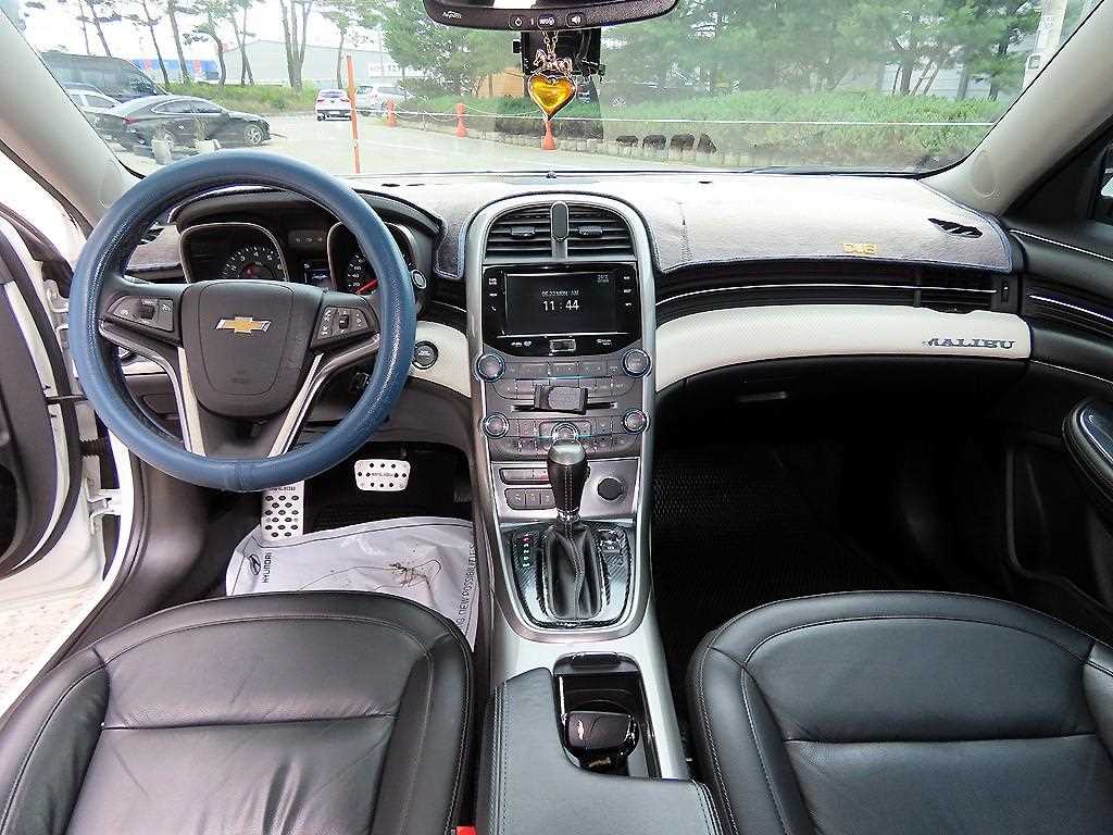 Chevrolet Malibu - Vista 7