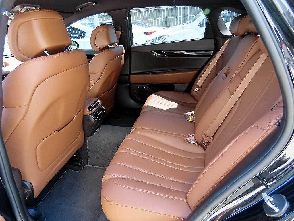 Genesis G80 - Vista 6