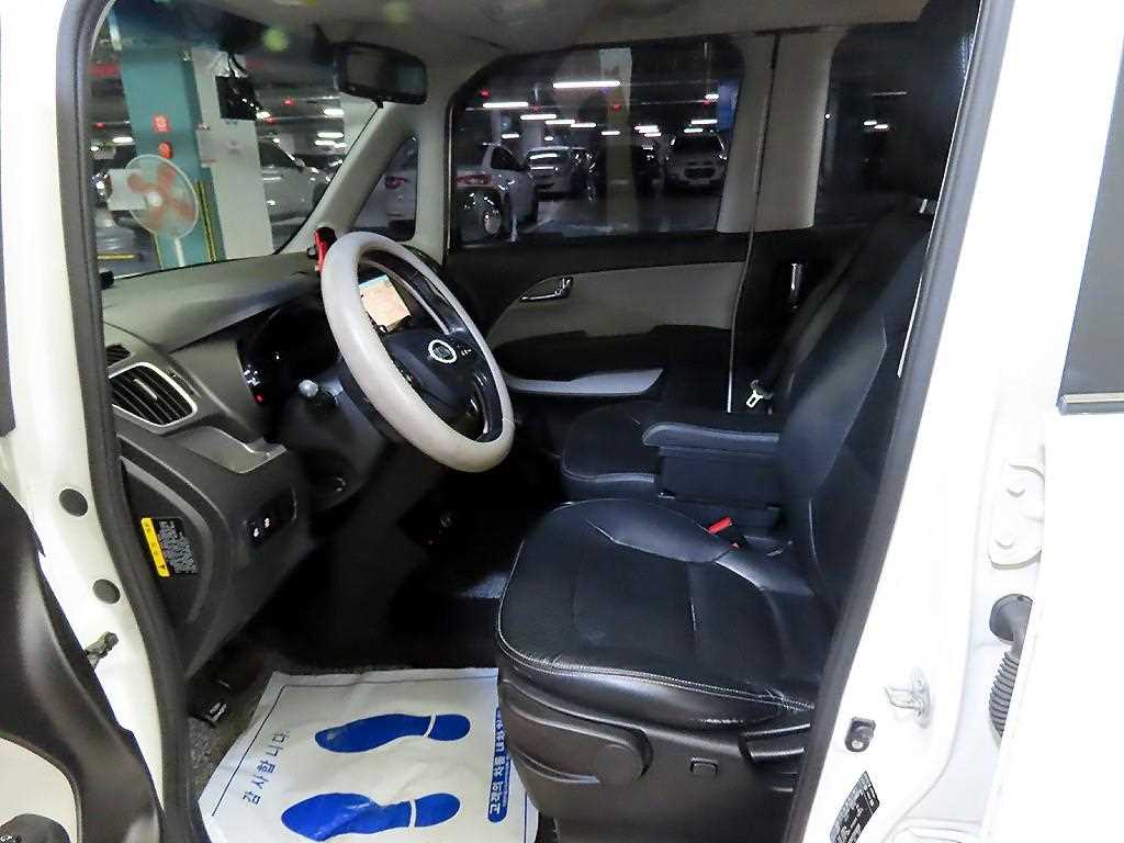 KIA Ray - Vista 6