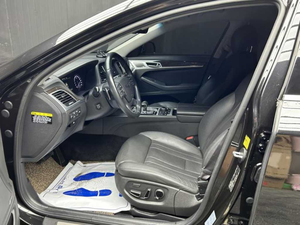 Genesis G80 - Vista 5