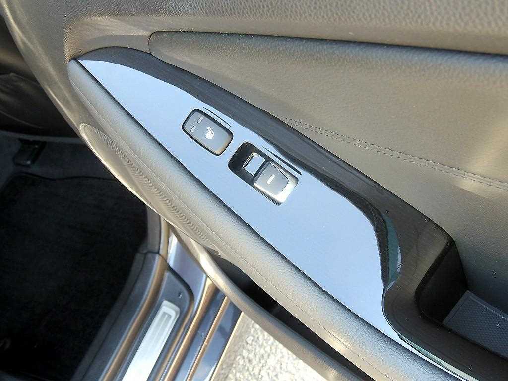 KIA K7 - Vista 9