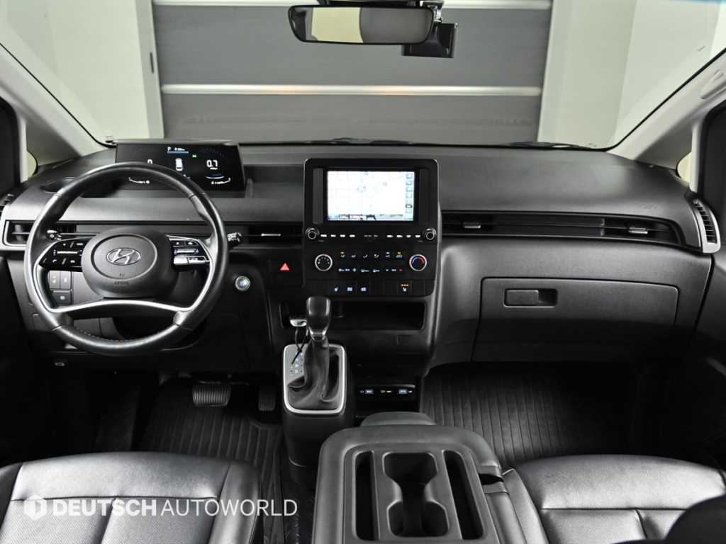 HYUNDAI Staria - Vista 7