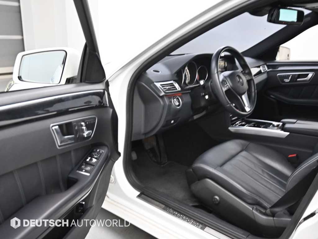 Mercedes Benz E class - Vista 11