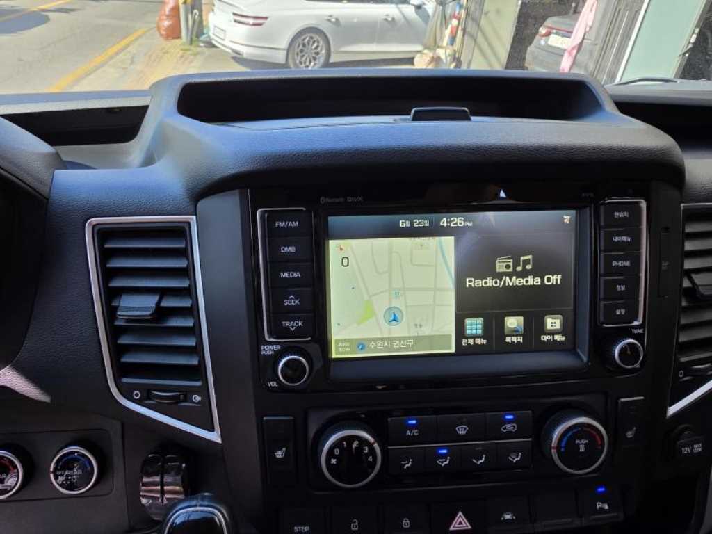 HYUNDAI Solati 2017 Negro - Importación desde Corea - HF Imports Iquique - Foto 14