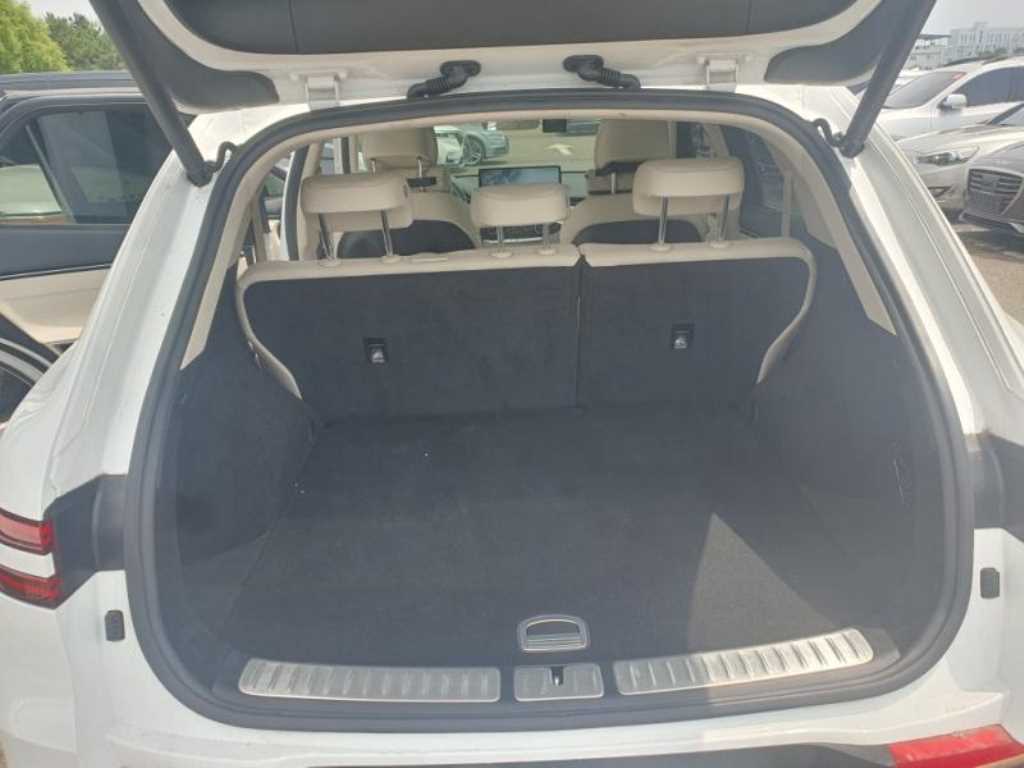 Genesis GV70 2023 Blanco - Importación desde Corea - HF Imports Iquique - Foto 17
