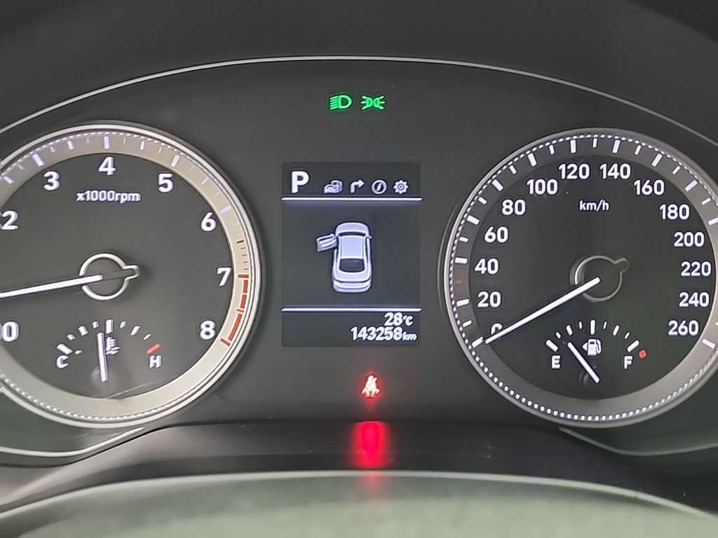 HYUNDAI Grandeur - Vista 6
