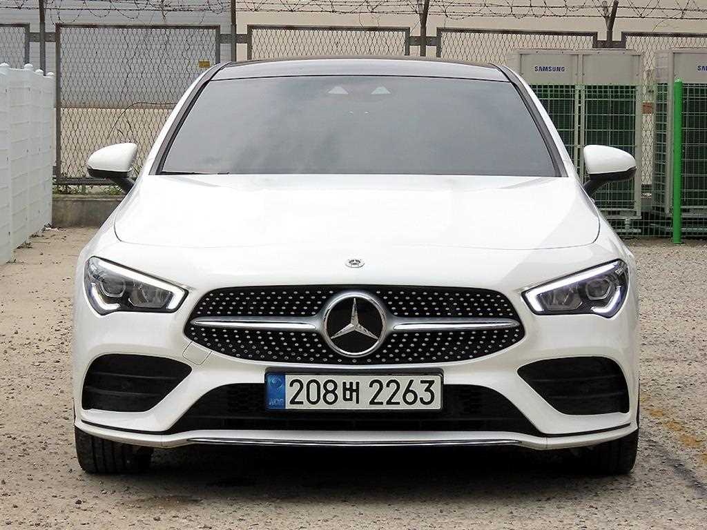 Mercedes Benz CLA Class