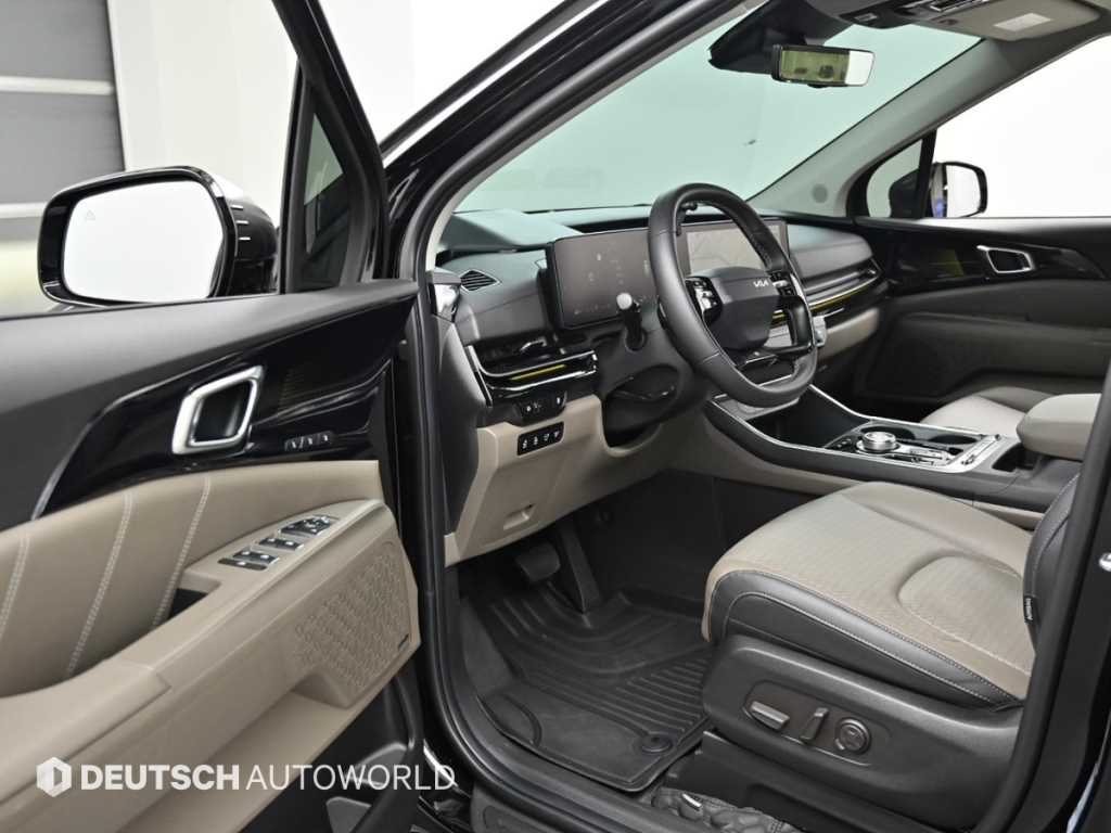 KIA Carnival - Vista 11