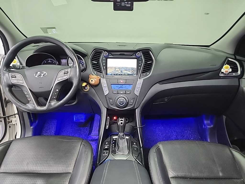 HYUNDAI Santa Fe - Vista 7