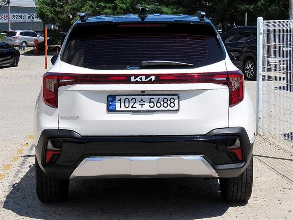 KIA Seltos - Vista 4