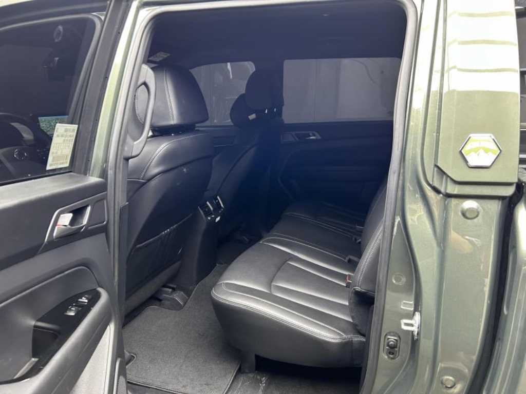 Ssangyong Rexton - Vista 6