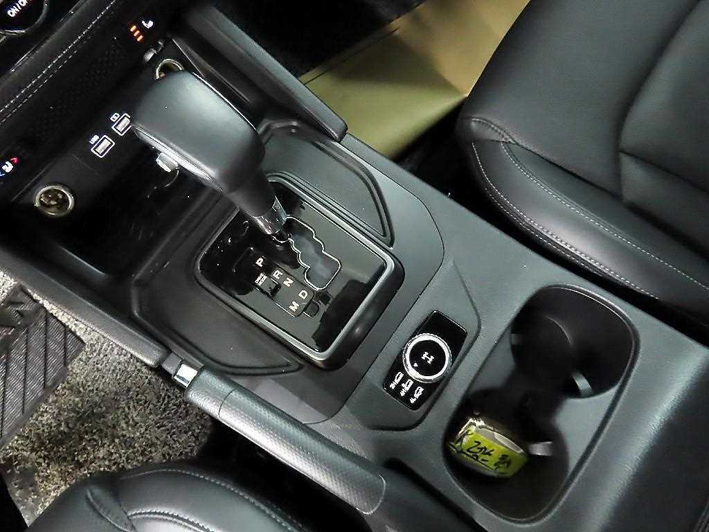 Ssangyong Rexton - Vista 10