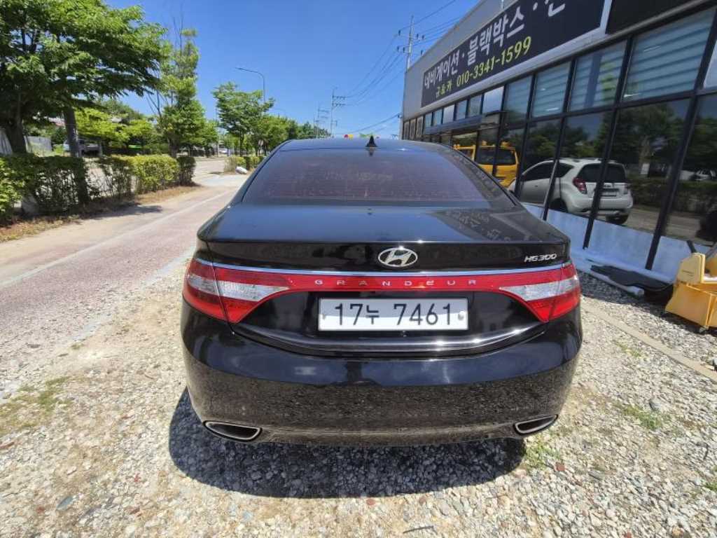 HYUNDAI Grandeur - Vista 4