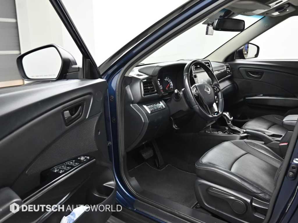 Ssangyong Tivoli - Vista 11