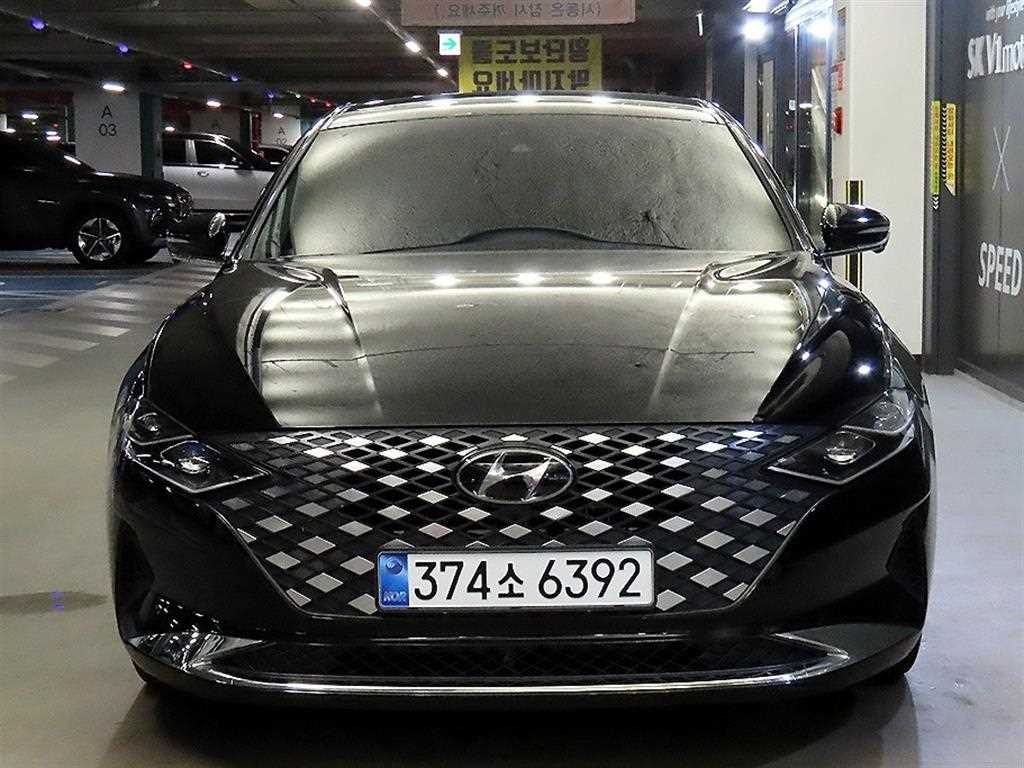 HYUNDAI Grandeur - Vista 3