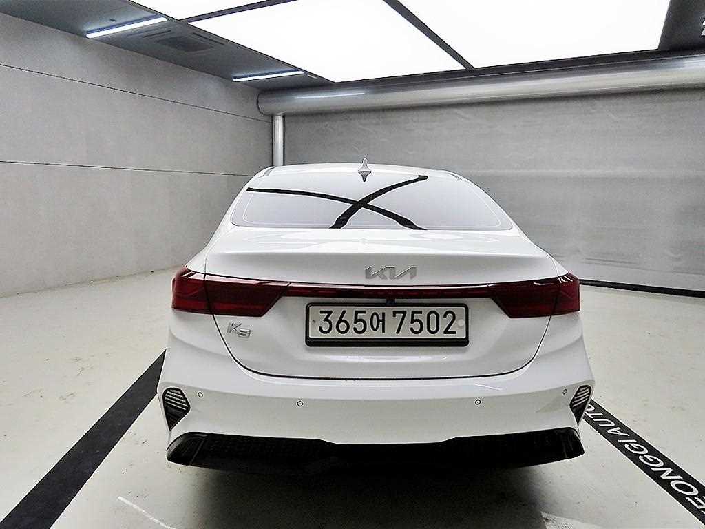KIA K3 - Vista 3
