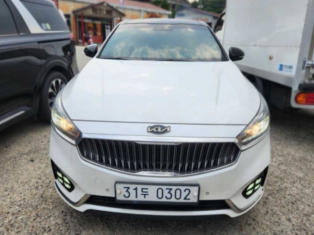 KIA K7