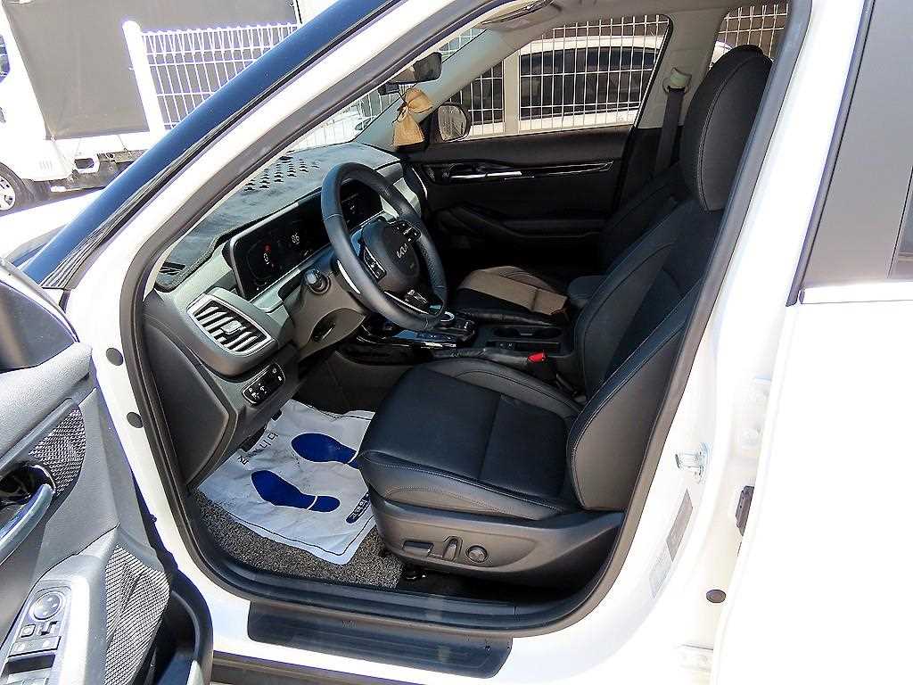 KIA Seltos - Vista 5