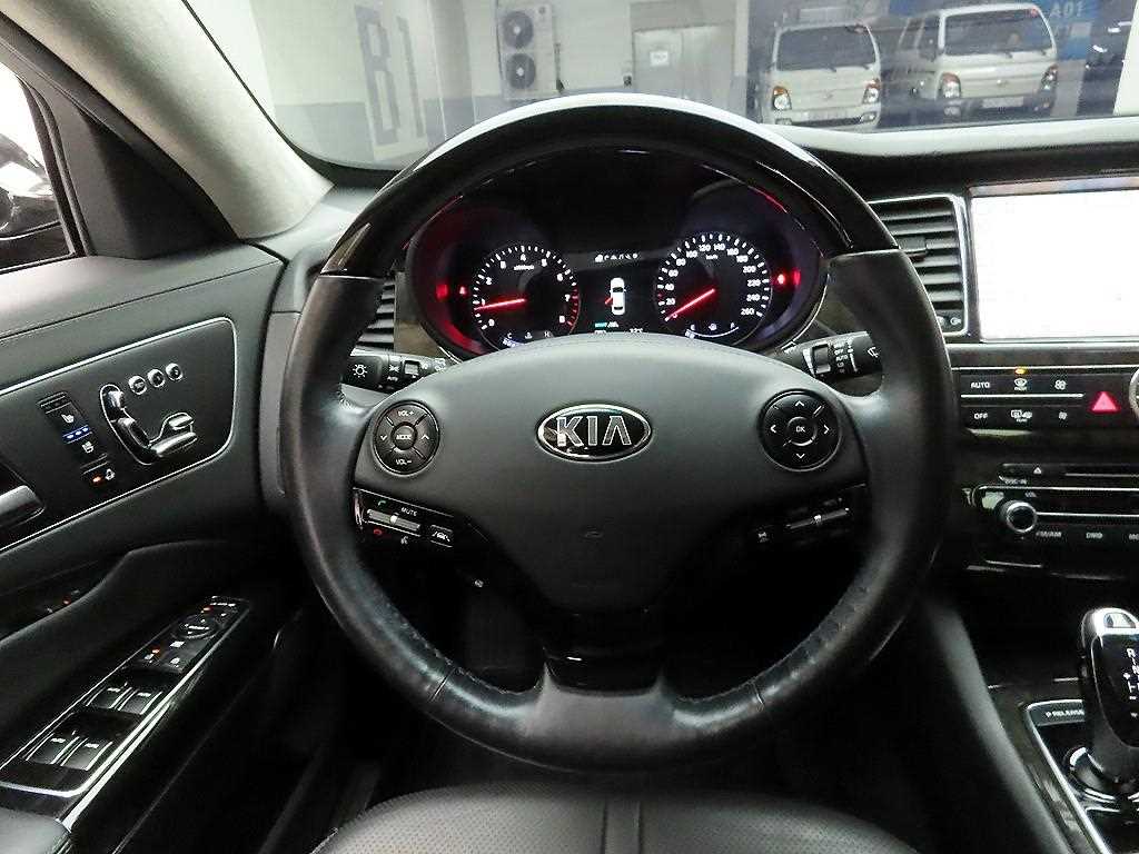 KIA K9 - Vista 7