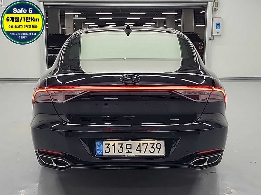 HYUNDAI Grandeur - Vista 3