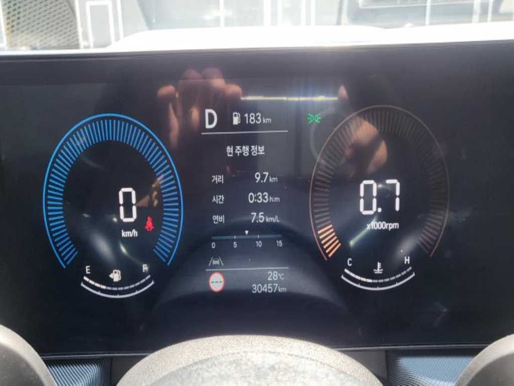 HYUNDAI Sonata - Vista 11
