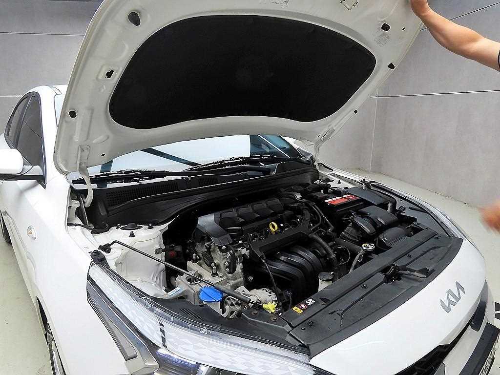 KIA K3 2022 Blanco - Importación desde Corea - HF Imports Iquique - Foto 19