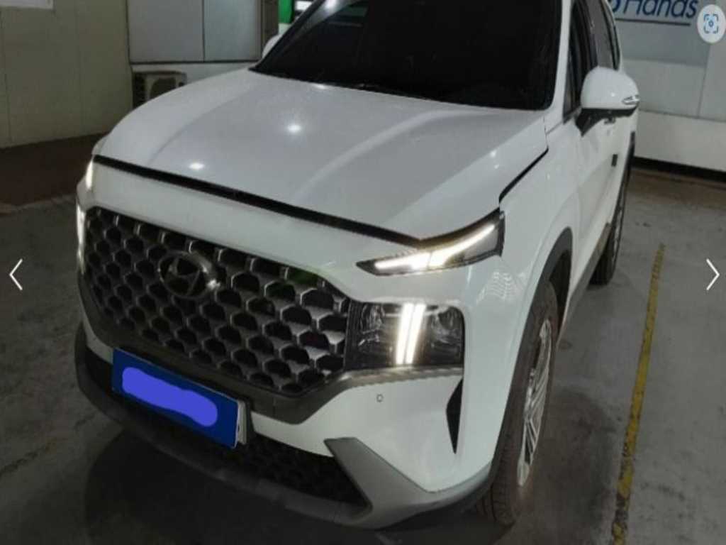 HYUNDAI Santa Fe 2023 — Zona Franca Iquique