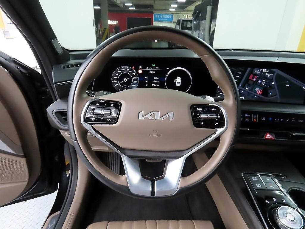 KIA K8 - Vista 9