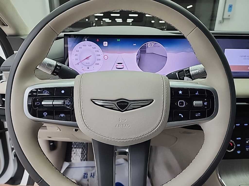 Genesis G80 - Vista 10