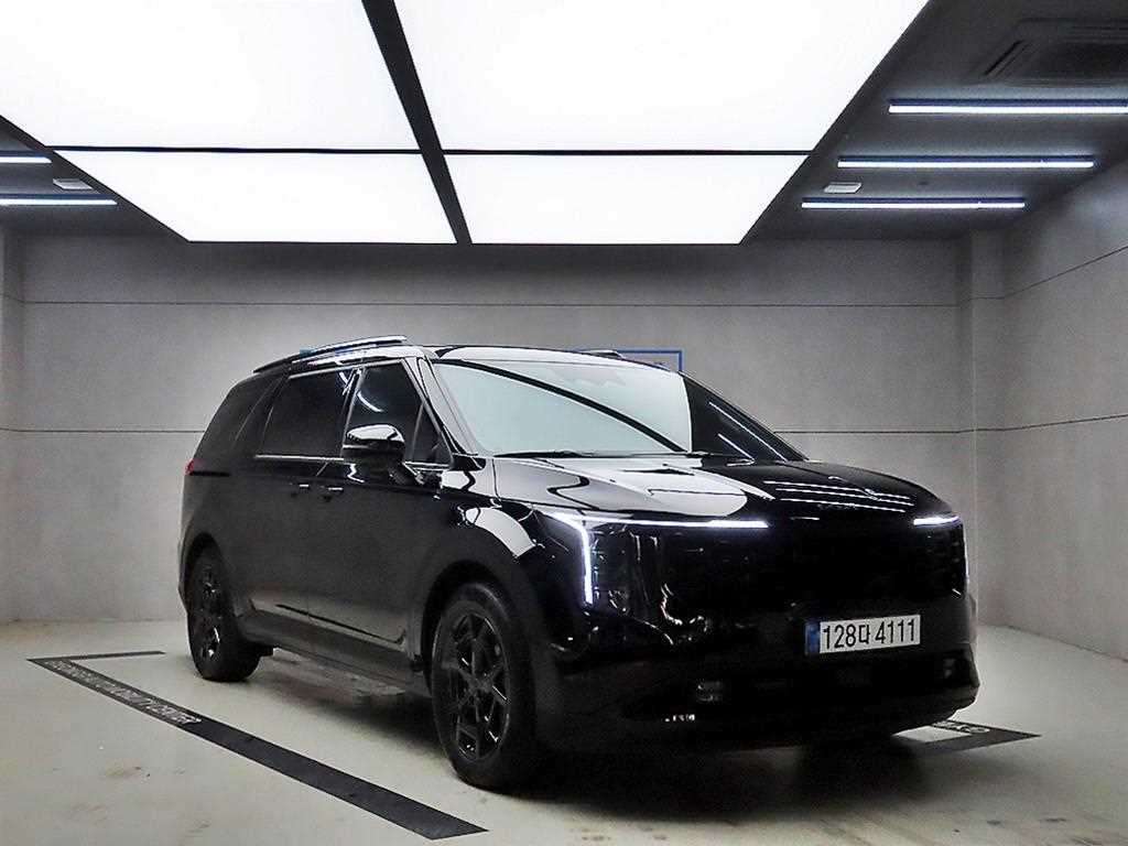 KIA Carnival 2026 Negro - Importación desde Corea - HF Imports Iquique - Foto 1