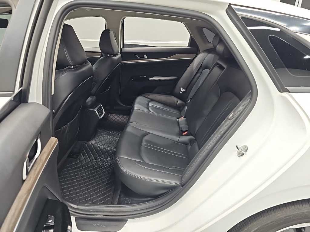 KIA K5 - Vista 12