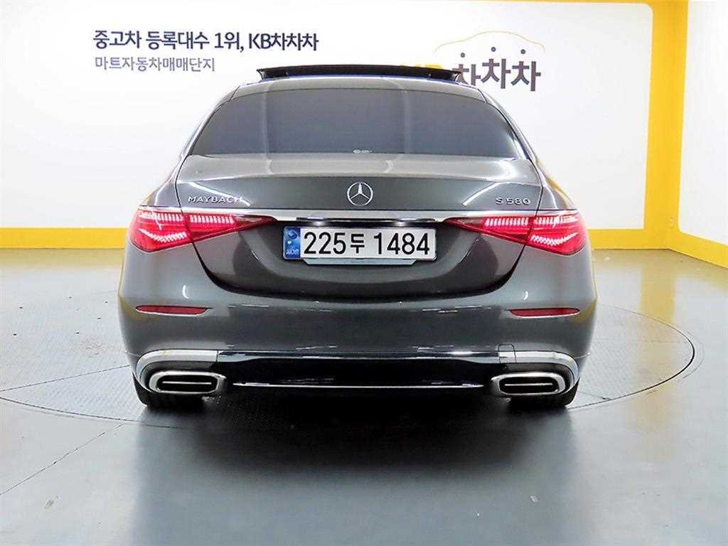 Mercedes Benz S Class - Vista 3