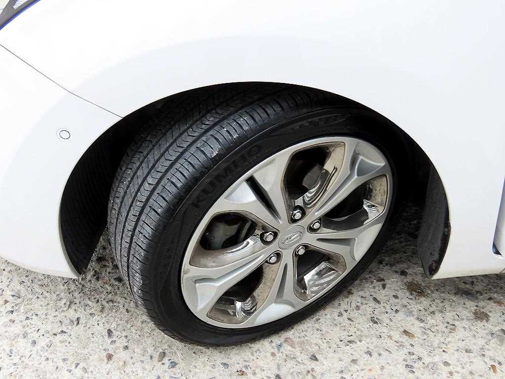 HYUNDAI i30 2012 Blanco - Importación desde Corea - HF Imports Iquique - Foto 20