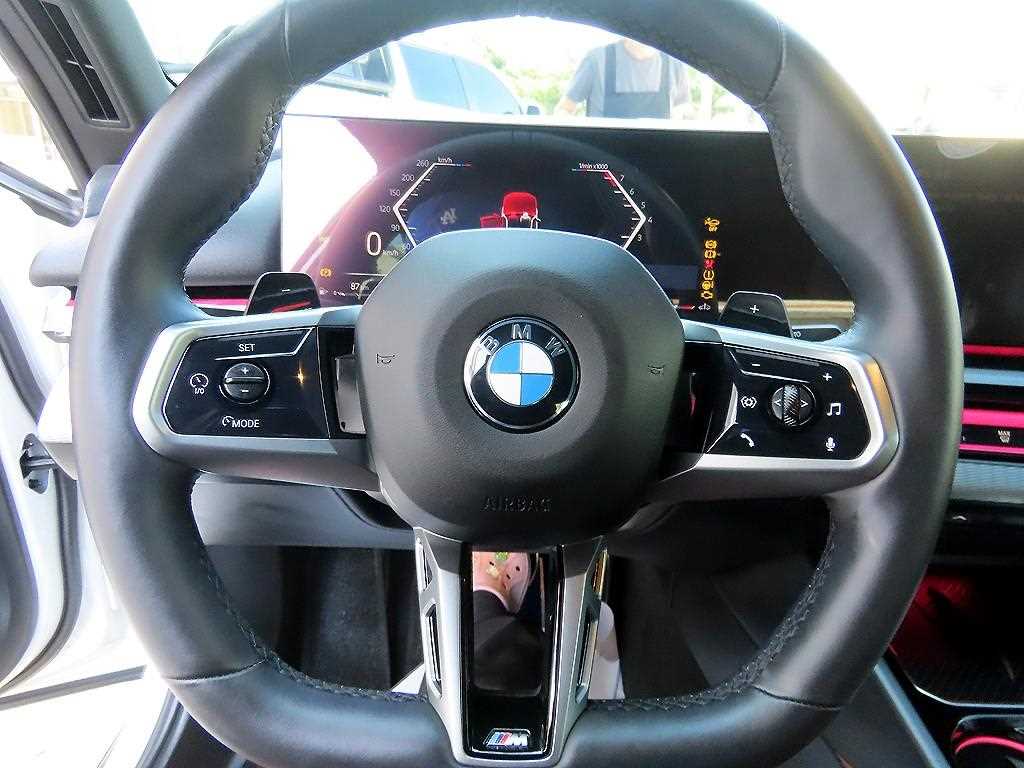 BMW 5 Series - Vista 8