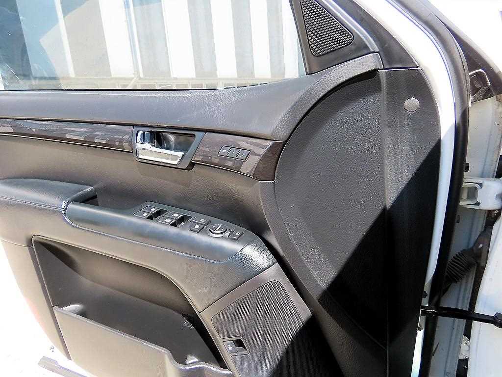 KIA Mohave - Vista 11