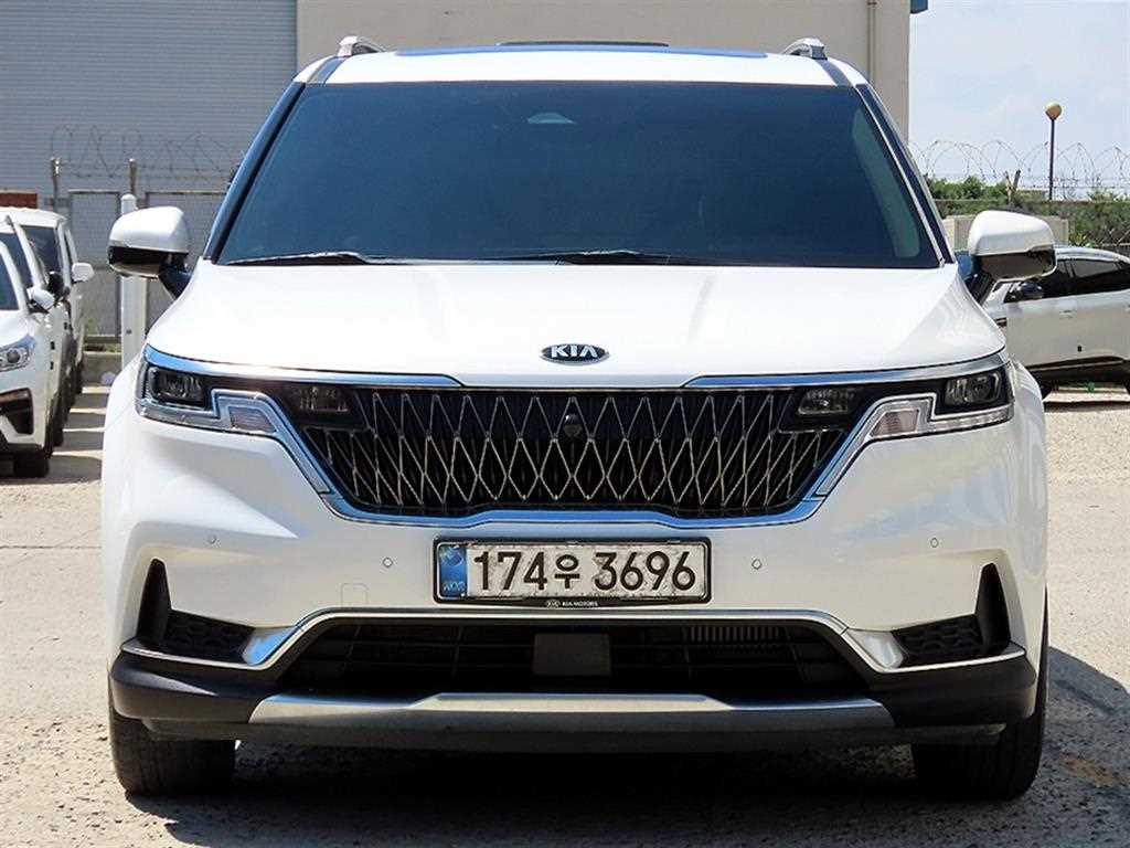 KIA Carnival 2020 Blanco - Importación desde Corea - HF Imports Iquique - Foto 1