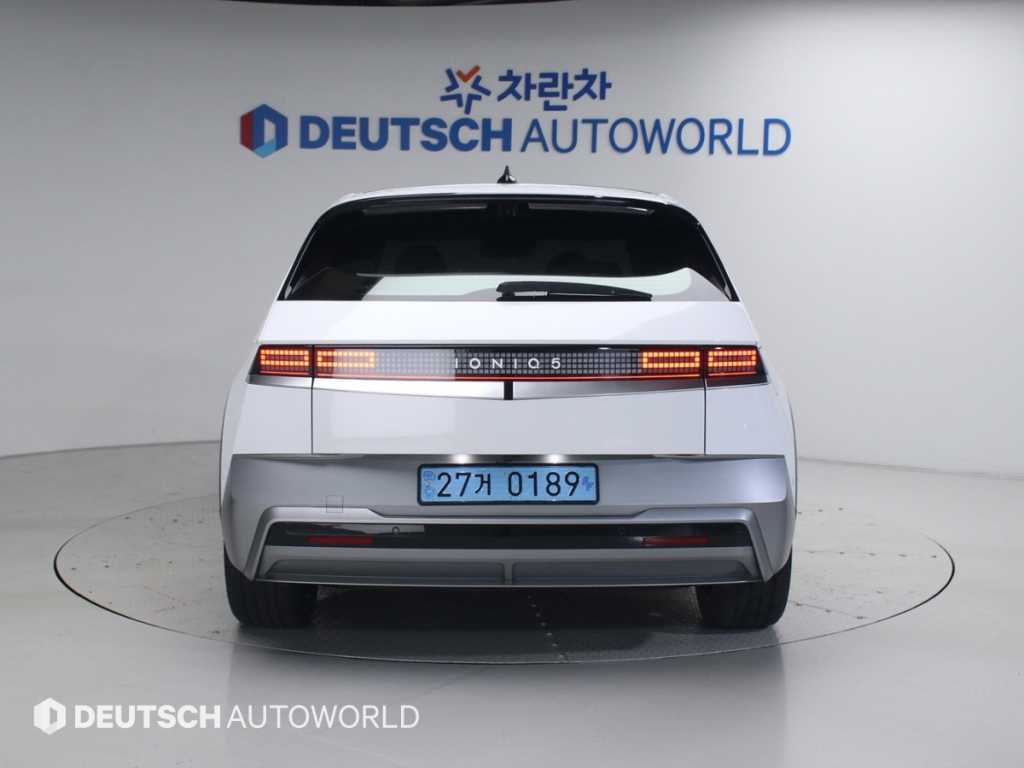 HYUNDAI Ioniq 5 - Vista 4