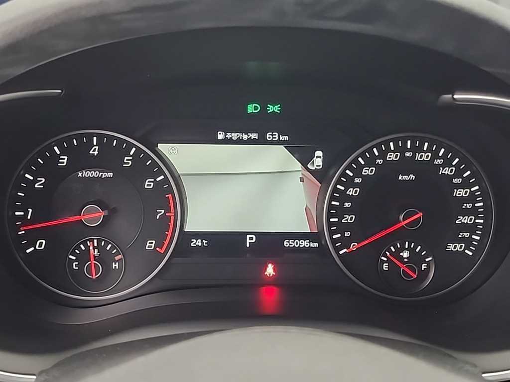 KIA Stinger - Vista 6